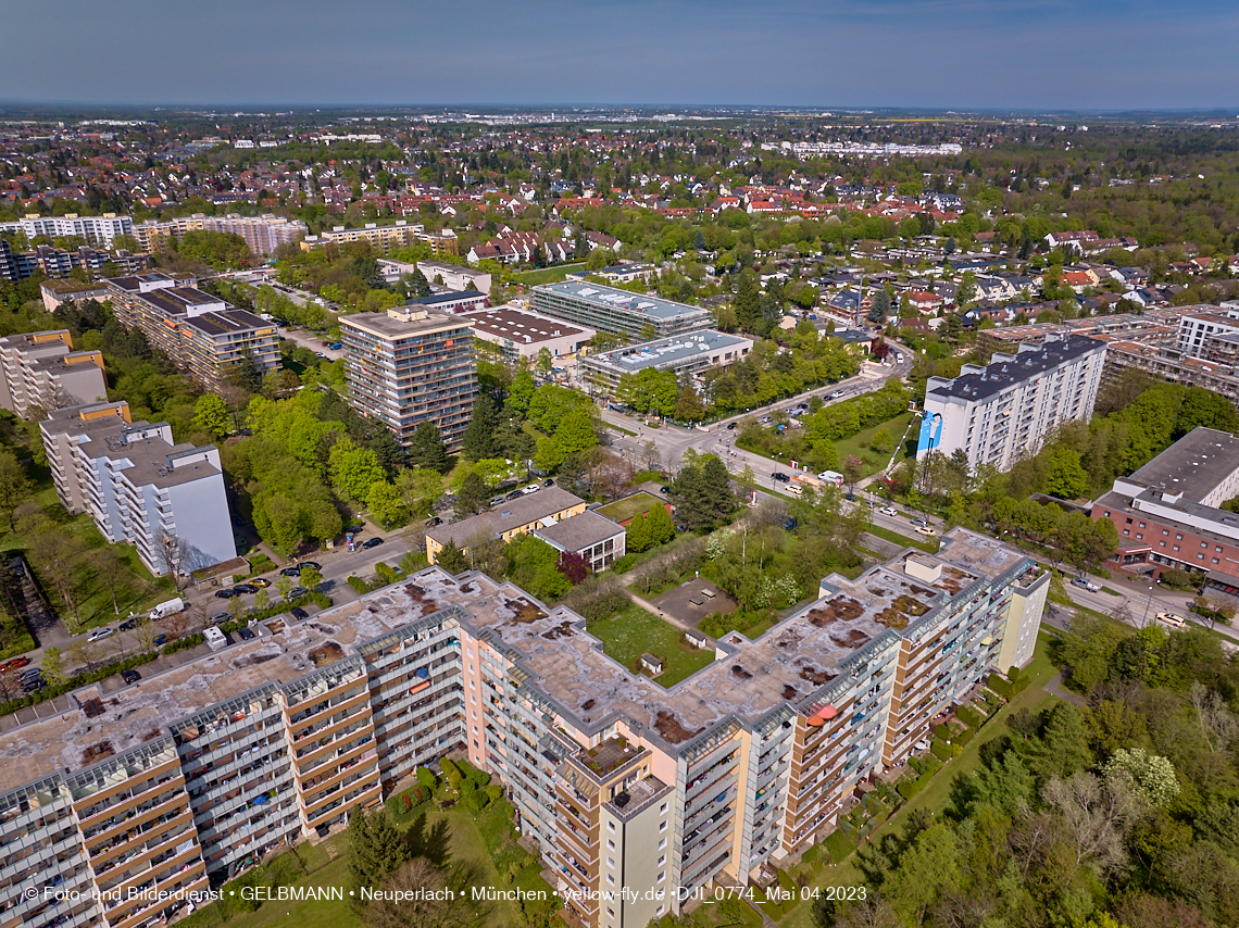 04.05.2023 - Graffiti am Karl-Marx-Ring 75 in Neuperlach